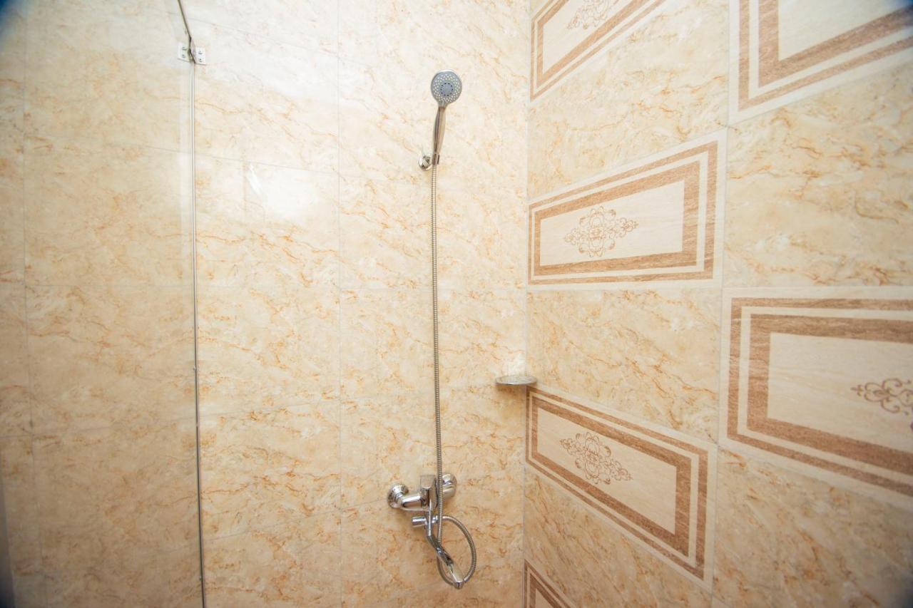 Hotel Elegant 2 Tbilisi Exterior photo