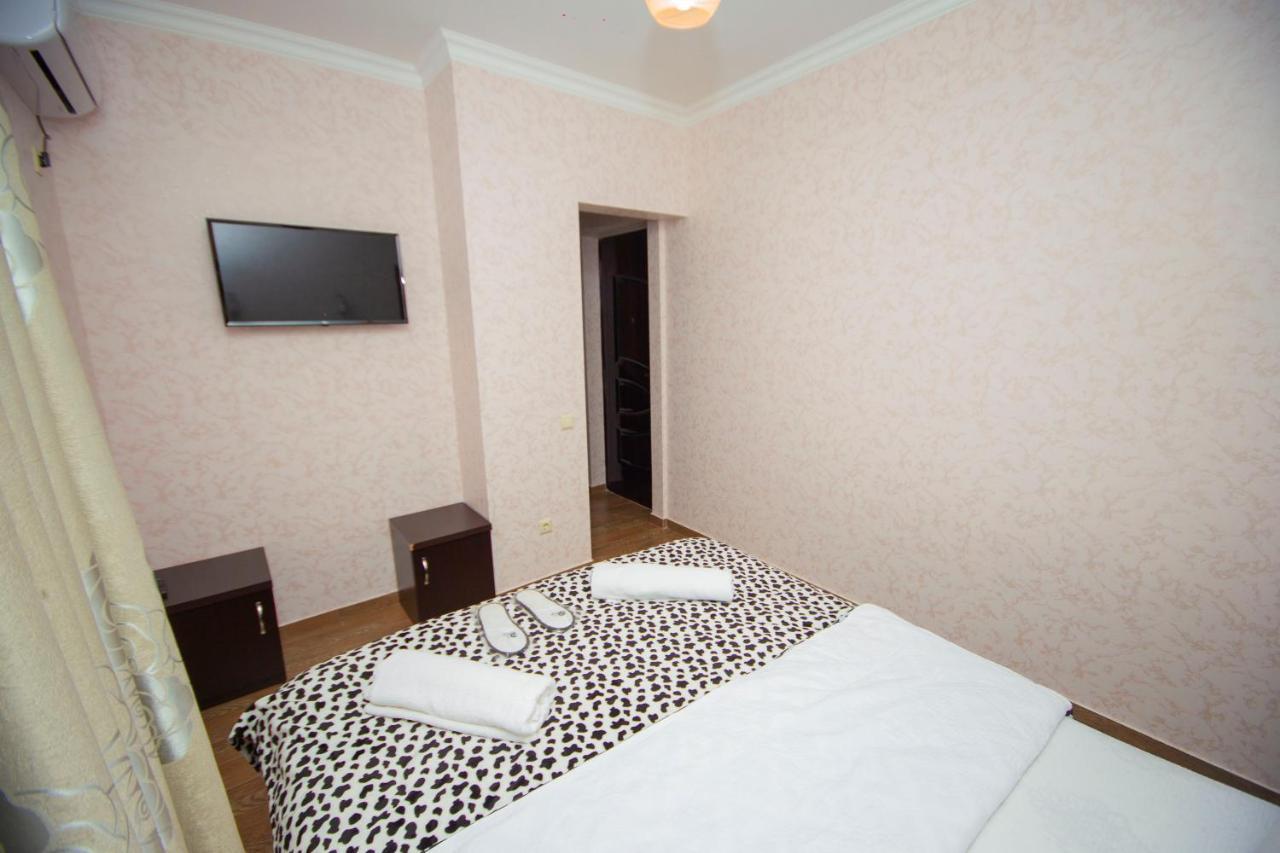 Hotel Elegant 2 Tbilisi Exterior photo